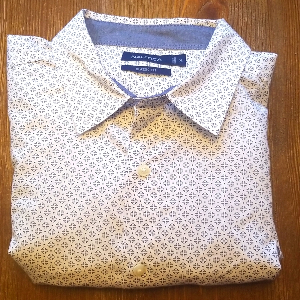 Mens xl Nautica button down shirt